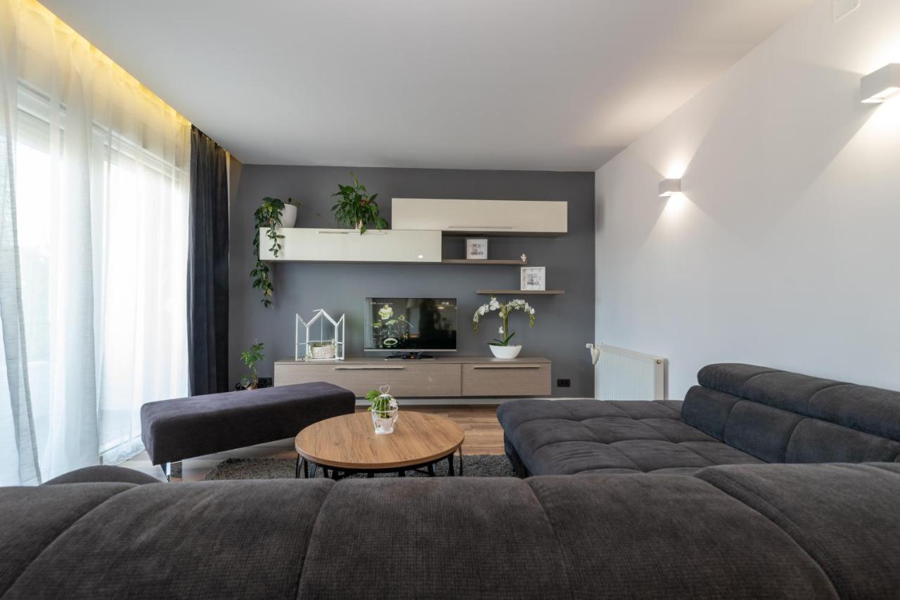 Apartman Tragos Трогир Екстериор снимка