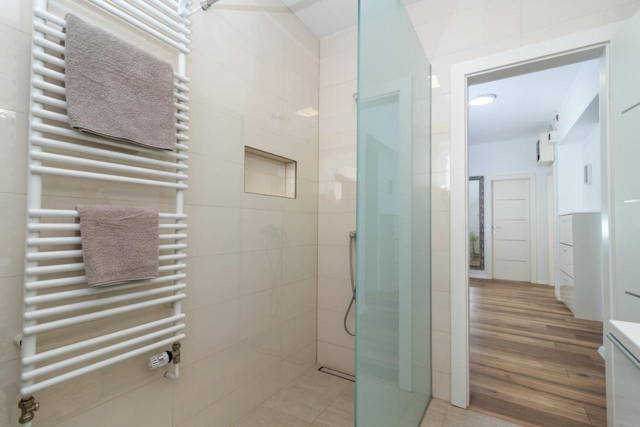 Apartman Tragos Трогир Екстериор снимка