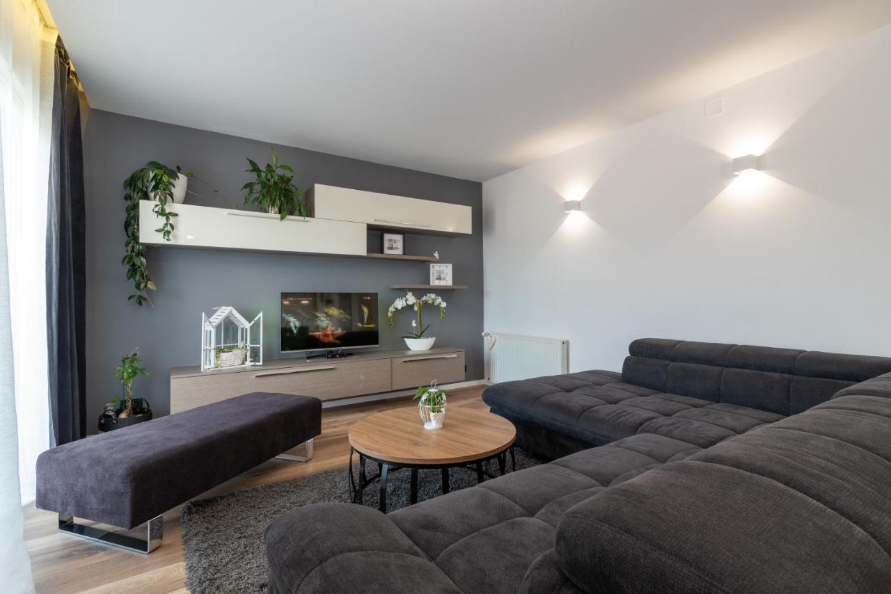 Apartman Tragos Трогир Екстериор снимка