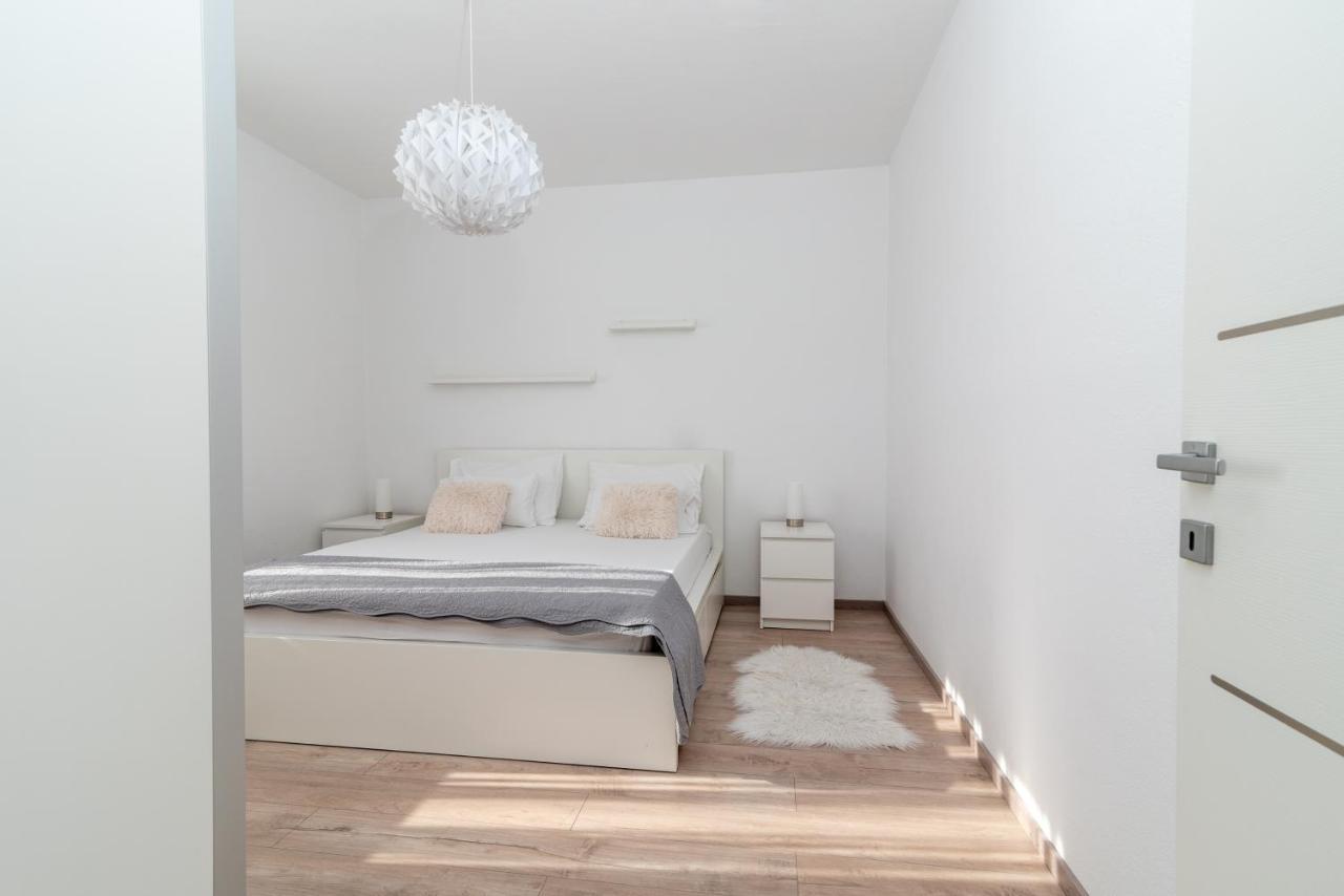 Apartman Tragos Трогир Екстериор снимка