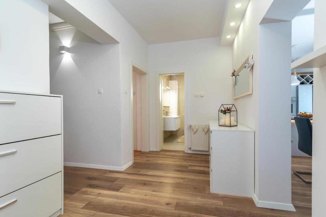 Apartman Tragos Трогир Екстериор снимка
